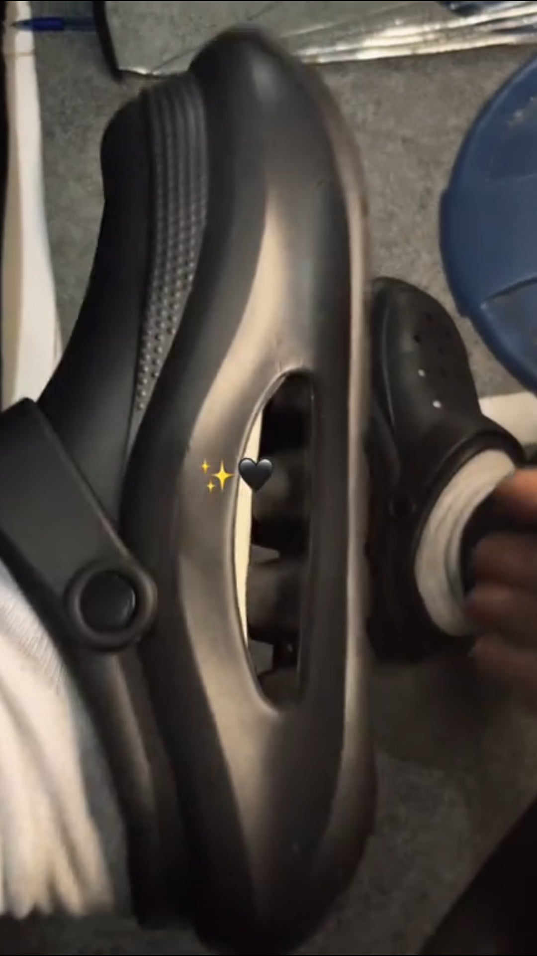 Black streamlined aerodynamic slippers