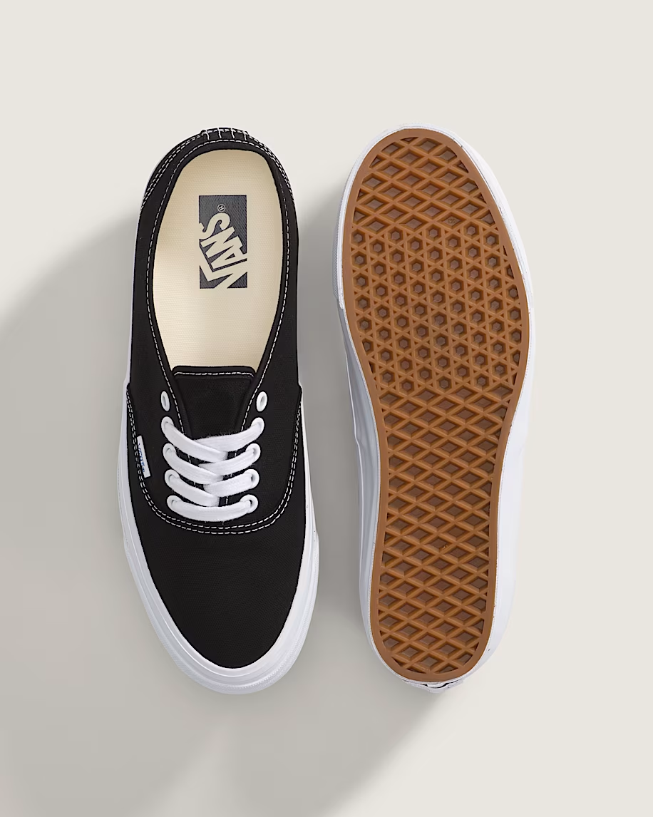Classic Low Top Canvas Sneakers
