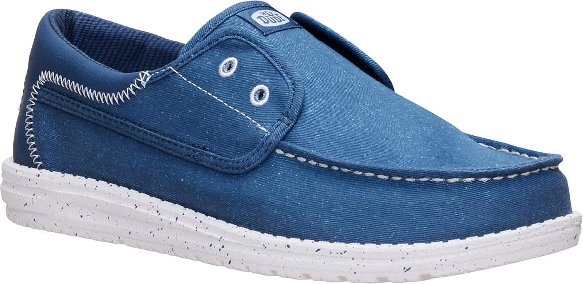 Stretch Canvas Shoes With Built-in Elastic Band To Ensure A Secure And Comfortable Fit.