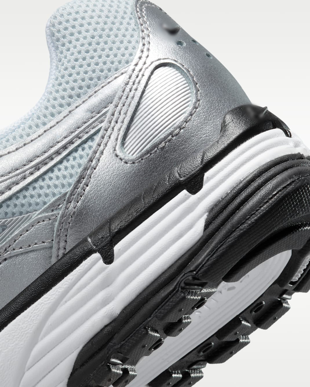 Men's Classic Soft-Soled Sneakers