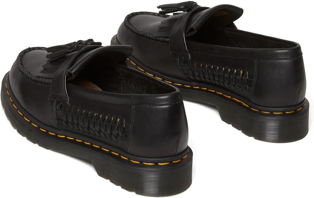 Martin handcrafted low-top leather shoes