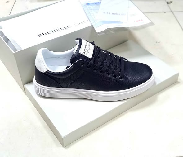 Dark Blue Leather Low-Top Sneakers