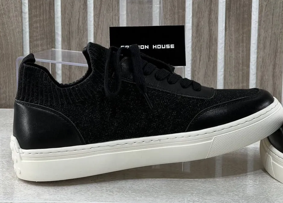 Men's Black Warrior Sneakers