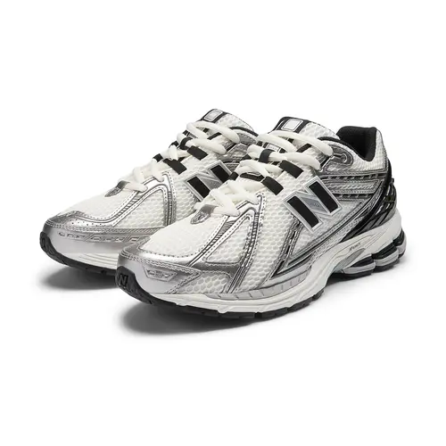 Silver Stability Cushioned Running Shoes