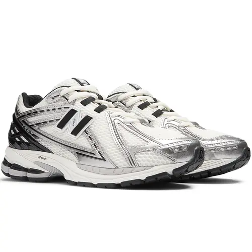 Silver Stability Cushioned Running Shoes
