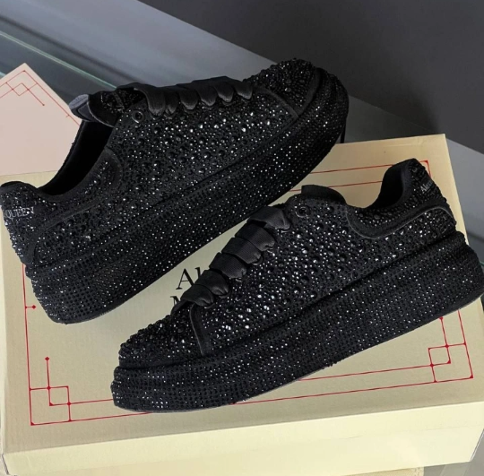 All Glitter Lightweight Comfort Sneakers