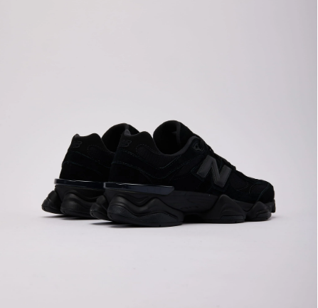 NB Sneakers