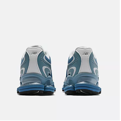 Lightweight And Casual Running Shoes With Air Cushion And Mesh Upper