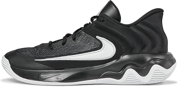 Air-Cushioned Sneakers With a Streamlined Heel Design For Enhanced Traction.