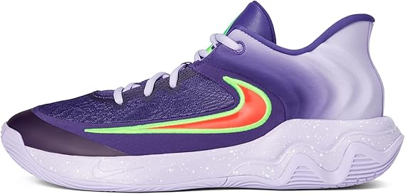 Air-Cushioned Sneakers With a Streamlined Heel Design For Enhanced Traction.