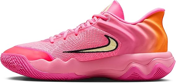 Air-Cushioned Sneakers With a Streamlined Heel Design For Enhanced Traction.
