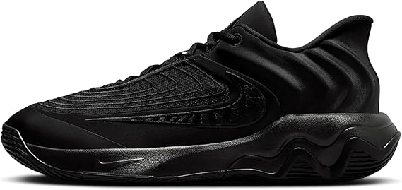 Air-Cushioned Sneakers With a Streamlined Heel Design For Enhanced Traction.